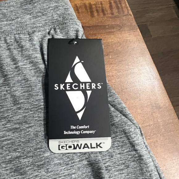 Skechers GoWalk skort - Picture 1 of 3